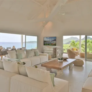 5.3 coeur de pirate living room