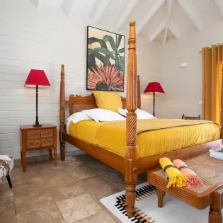 5.3 dream in blue bedroom 3