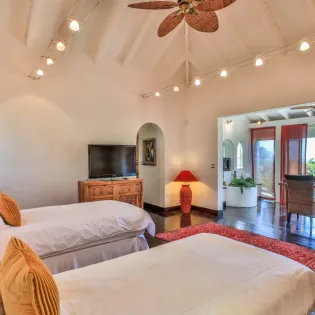 5.4 pamplemousse bedroom 6