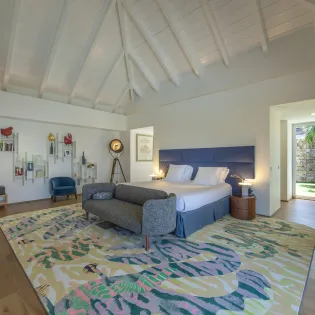 5.4 wine note bedroom 1