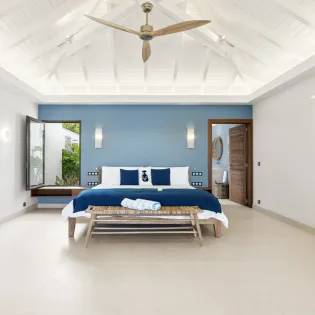 5.5 casa aquila bedroom 1