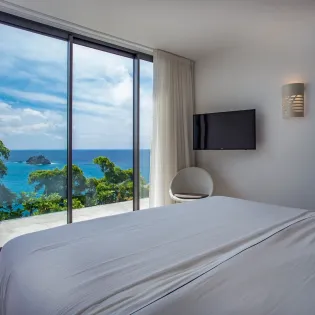 5.7 passage bedroom 2