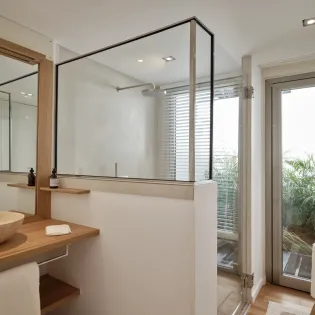 6.1 avee view bathroom 2