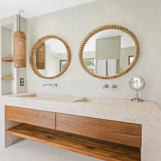 6.1 casa aquila bathroom 1