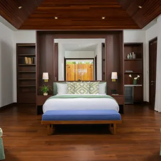 6.1 sundance bedroom 1