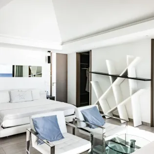 6.2 axel rocks bedroom 2