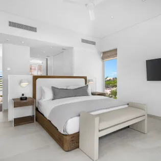 6.2 b.e grace bay ocean view 5bd primary upstairs