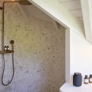 6.2 bonbonniere bedroom 2