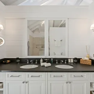 6.2 sixieme sens bathroom 1