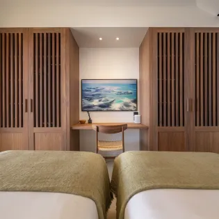 6.3 sophie bedroom 2