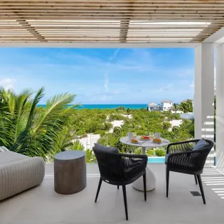 6.4 b.e grace bay ocean view 4bd primary upstairs