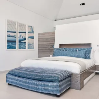 6.5 b.e. north shore beachfront villa 5bd bedroom 4