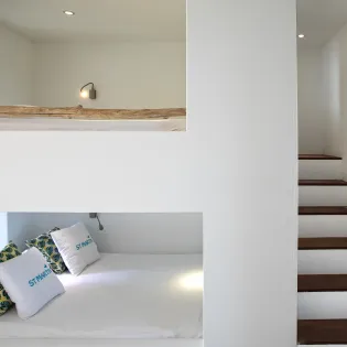 6.5 emeraude bedroom 4