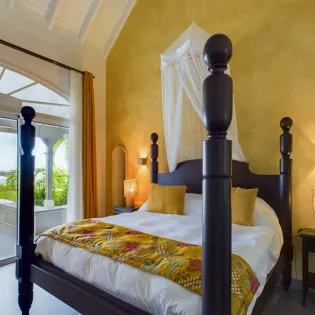 7.1 vie en rose bedroom 2