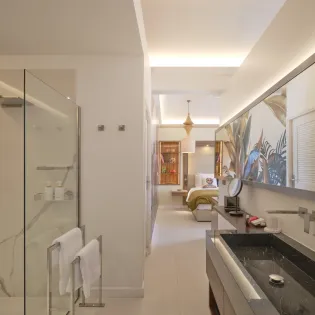 7.1 white sun bathroom 2