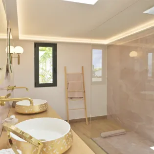 7.2 davalia bathroom 2