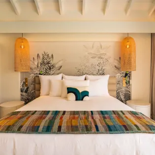 7.2 quartz guest bedroom1