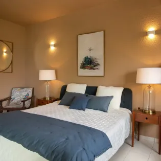 7.3 dream in blue bedroom 5