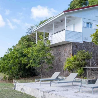  vacation rental photo St Barthelemy HEN SOU Villa Sous la Falaise St Barts Villa SOUext02 desktop