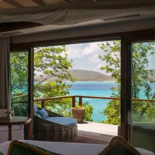 8.19 great house moon room