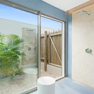 8.2 casa aquila bathroom 2