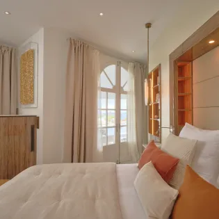 8.2 white sun bedroom 3