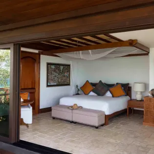 8.26 great house sun room 2