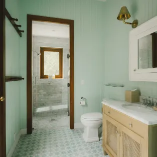 8.3 the catch bunkroom