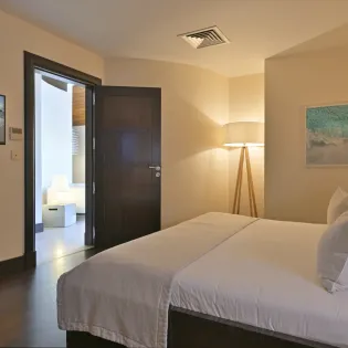 8.4 silver rainbow bedroom 5