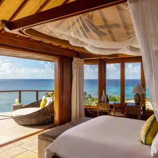 8.6 great house livingroom 4