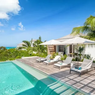 8.7 b.e grace bay ocean view 5bd cottage