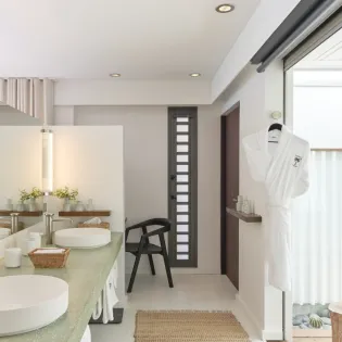 9.1 ahava bathroom 2