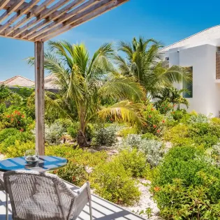 9.1 b.e long bay beachfront villa 7bd cottage