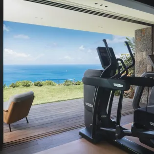 9.1 omai zile gym room