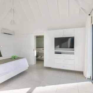 9.2 blue diamond bedroom 3