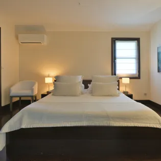 9.2 silver rainbow bedroom 6