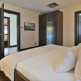 9.3 silver rainbow bedroom 6