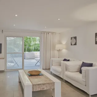 9.5 sakura bedroom 3