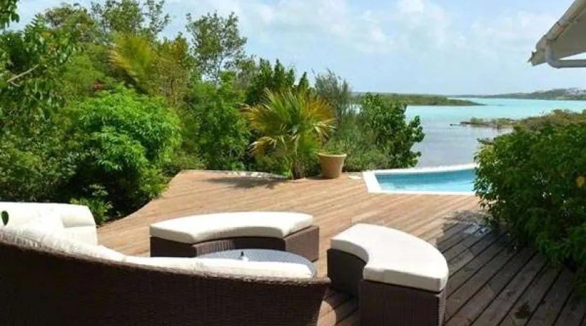  vacation rental photo Turks Caicos IE SRV Villa Serene srvdek02 desktop