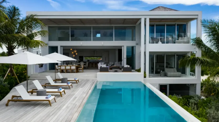 1.1 b.e grace bay ocean view 5bd pool area