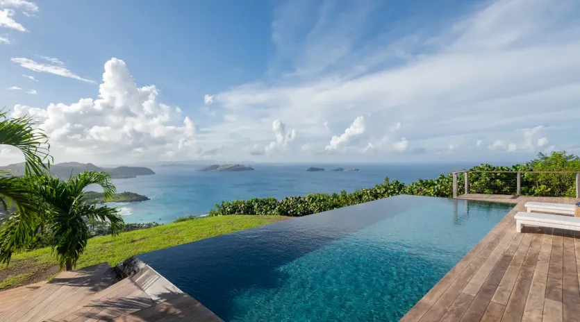 1.1 blue diamond exterior 1