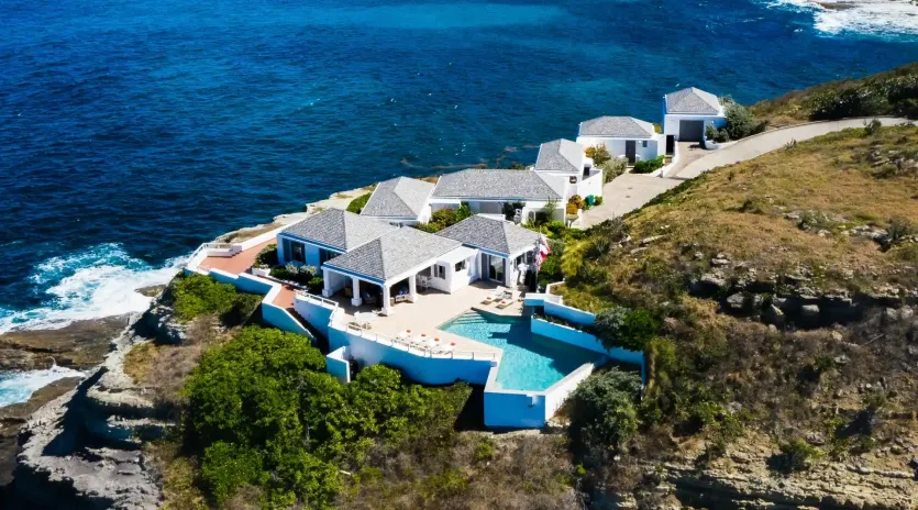 1.1 cap au vent exterior