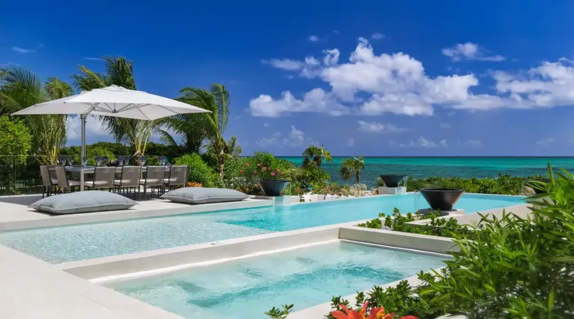 1.10 seafire exterior 1