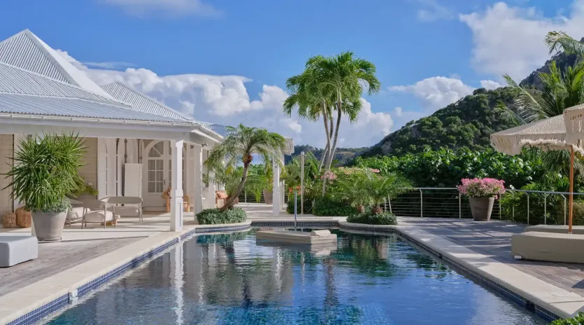 1.10 white sun exterior 1