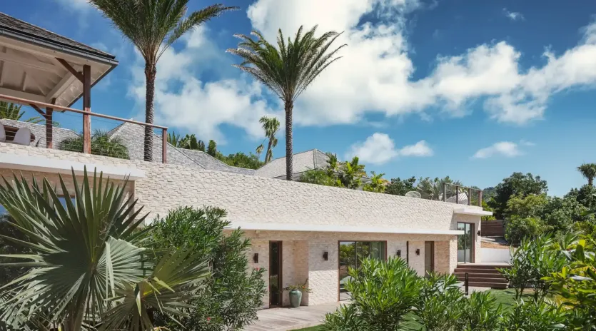 1.12 bel air exterior 1