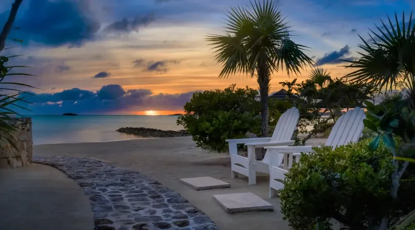 1.13 twin palms exterior