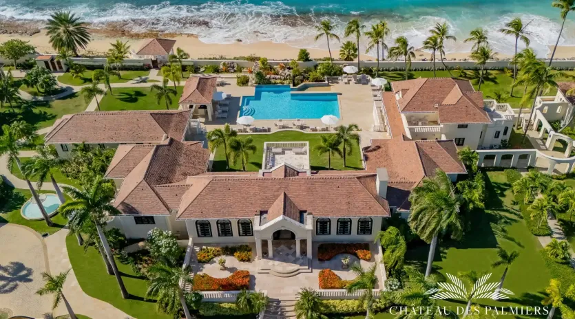 1.15 chateau des palmiers exterior