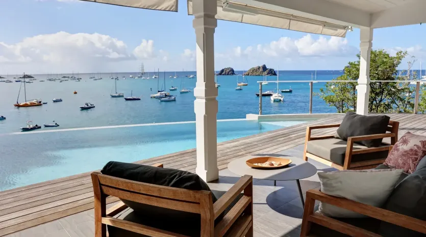 1.2 pleasure exterior 1