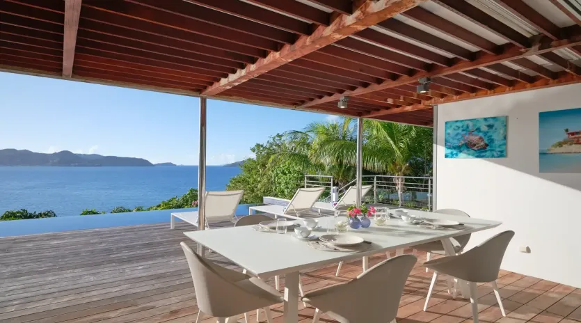 1.2 villa pointe milou exterior