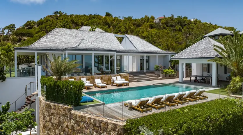 1.2 wine note exterior 1